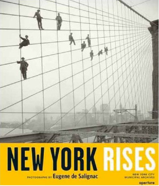 Illustration for article titled The Story Behind the Brooklyn Bridge's Most Famous Photo